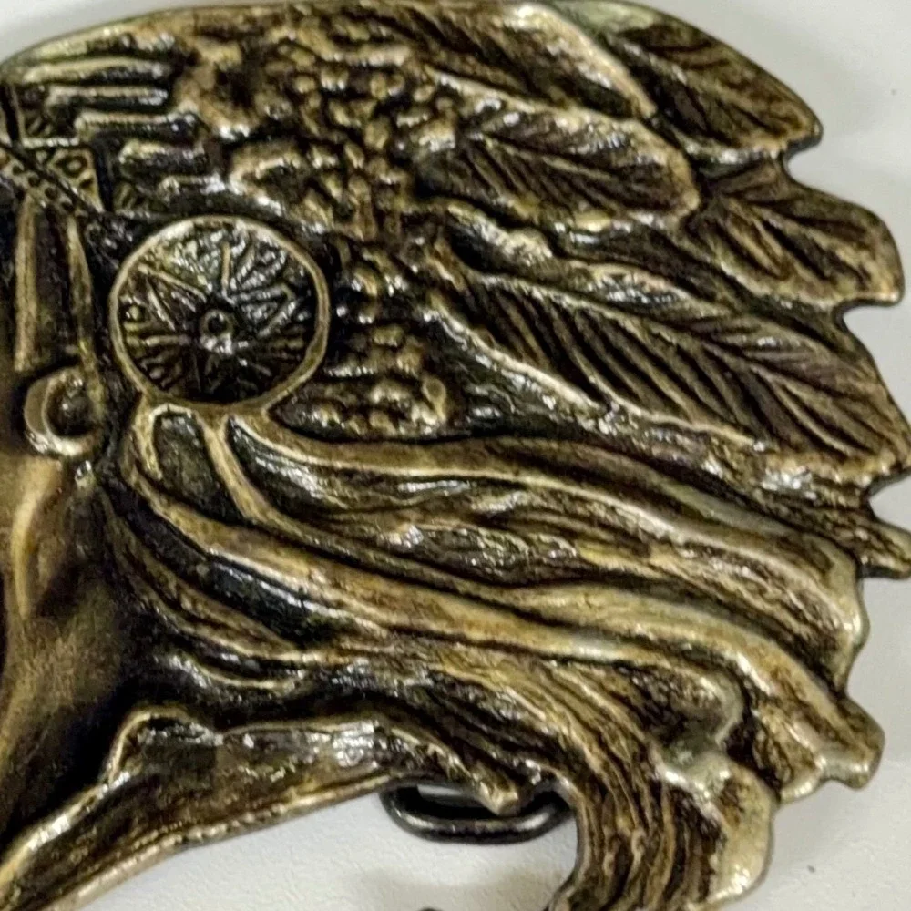 Vintage Native American Chief Headdress Belt Buckle Brass Tone‎ Western Boho